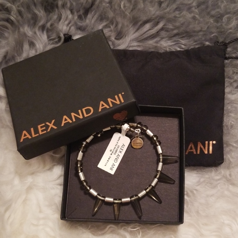 NWT! Depths of the Wild wrap bracelet